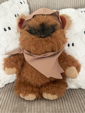VTG Star Wars Return Of The Jedi 1983 Kenner Wicket the Ewok Plush Doll Toy 15”